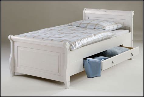 Bett luca bettgestell 1 schubkasten einzelbett pinie weiss 100x200. Bett Weiß 100×200 Metall | Dolce Vizio Tiramisu