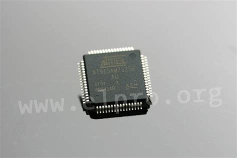 Microchipatmel 32 Bit Flash Microcontrollers Arm7tdmi S At91sam7