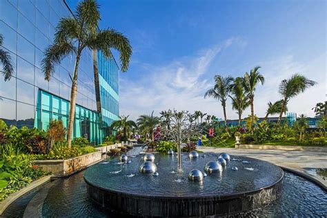 Country garden @ danga bay is an integrated grated development which spans through a total area of 57 acres of freehold land. Country Garden Danga Bay: In House Loan, Mega Mall Opening ...