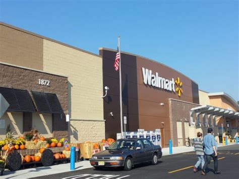 Woman Sues Walmart In Shorewood After Slipping On Fruit Inside Store Joliet Il Patch