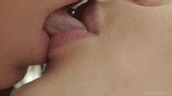 Kissing Lips Animated Gif Lipstutorial Org Sexiezpicz Web Porn