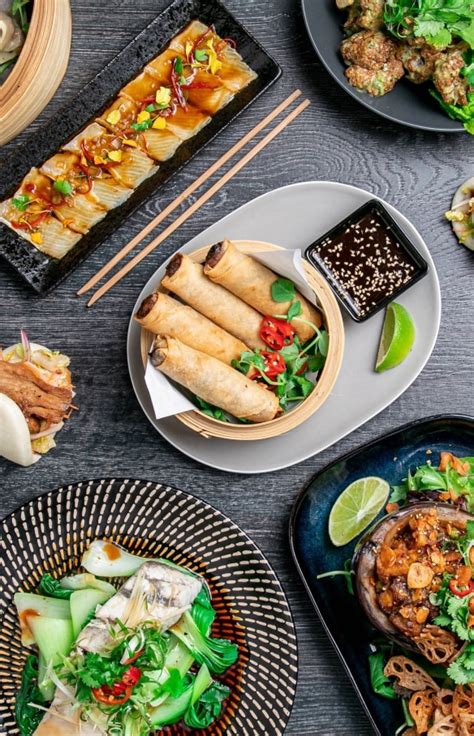 Gold Coast theme parks and attractions - Tourism Australia