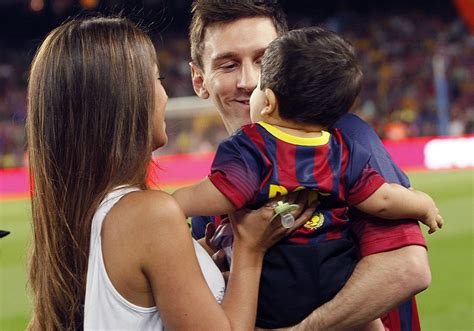 Messi Celebra El Cumpleaños De Su Hijo Thiago Con Campaña Por La Infancia