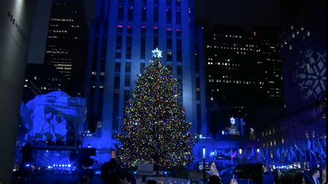 83rd Annual Rockefeller Center Christmas Tree Lighting Lifeminutetv