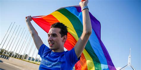 Australie Le Parlement Adopte La Loi Sur Le Mariage Homosexuel