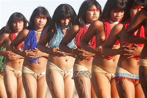 Los Ni Os De La Tribu Yagua En La Regi N Amaz Nica Del Per Foto My Xxx Hot Girl
