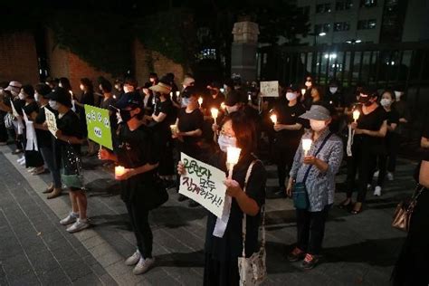이 사건은 1학년 1학기 문과 전교 121등, 이과 전교 59등이었던 이들의 성적이 2학년. 숙명여고 교장 "쌍둥이 자매 0점 처리 결정...교무부장은 '파면 ...