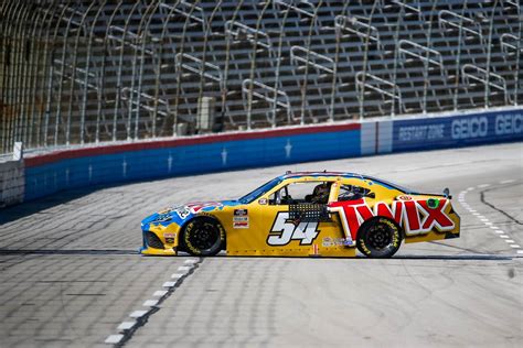 Kyle Busch Dominated Day 1 Of Nascars Weekend At Texas Motor Speedway
