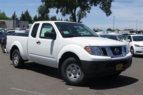 New 2017 Nissan Frontier S Extended Cab Pickup In Roseville N43940