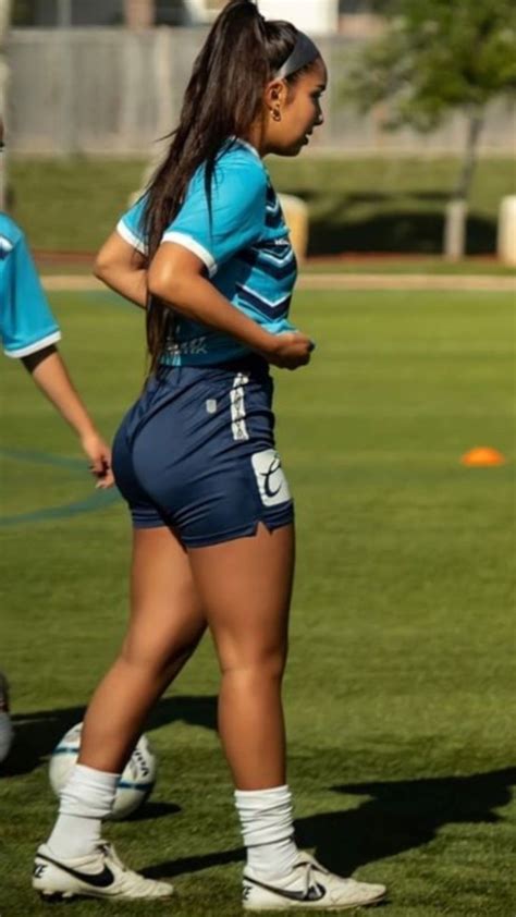 Pin By Mauricio Renderos On Chicas Deportistas In Usa Soccer