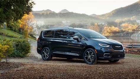 2021 Chrysler Pacifica First Drive Review Awd And Plug In Hybrid