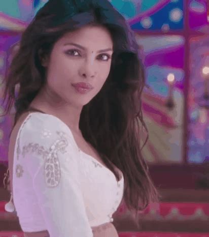 Crazy Gifer Priyanka Chopra Ramleela Ram Chahe Leela Gif