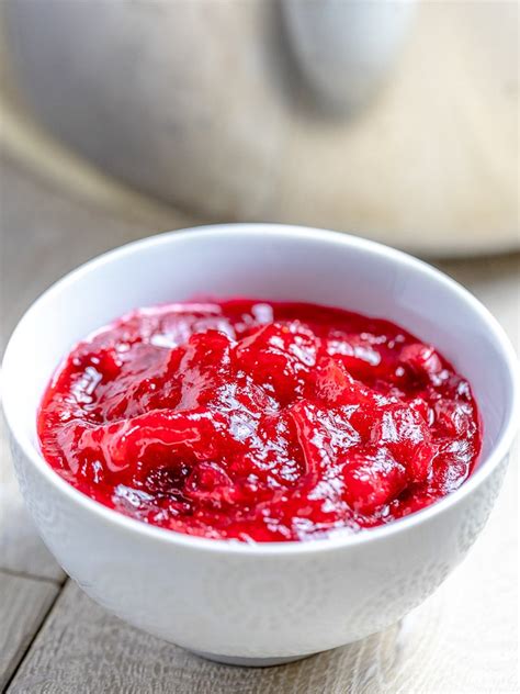 Easy Homemade Cranberry Sauce With Maple Syrup Drive Me Hungry