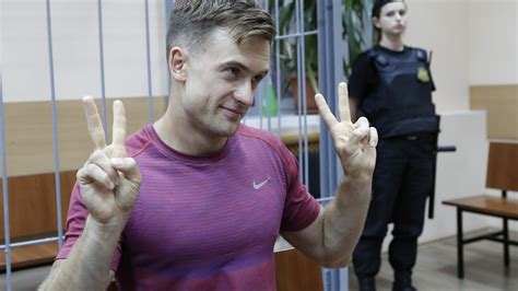 russian pussy riot member who stormed the world cup was probably poisoned doctors say vice news