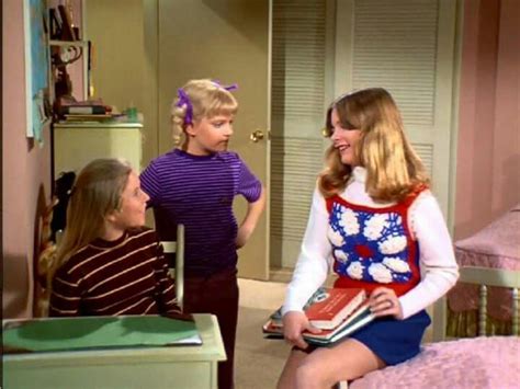 Pin By Anne Bransford On The Brady Bunch Decades Fashion Seventies Fashion The Brady Bunch