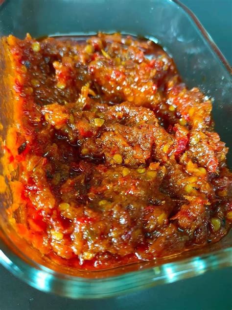 Kalau mendadak ngidam, jadi gak bingung lagi deh. Cara membuat Sambal Ayam Penyet yang sedap - My Resepi