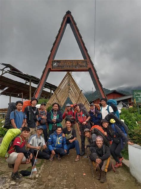 Jalur Pendakian Gunung Prau Pulau Indonesian Jam Mountains
