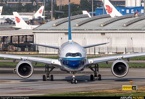 B 308t China Southern Airlines Airbus A350 900 At Chengdu Photo Id