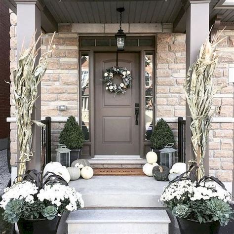 40 Beautiful Fall Front Porch Decorating Ideas That Will Make Your Home