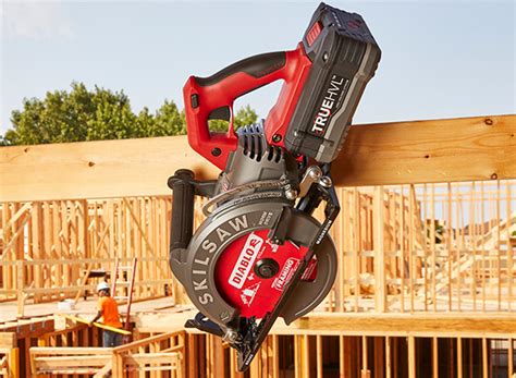 Skilsaw Launches Revolutionary New Cordless Worm Drive Circular Saw