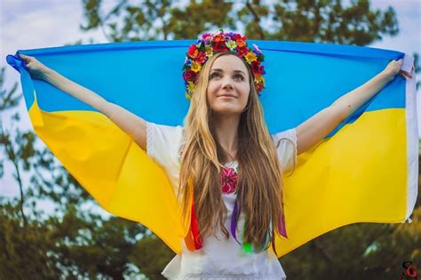 Wallpaper Women Model Blonde Long Hair Arms Up Smiling Yellow Flag Wreaths Ukraine