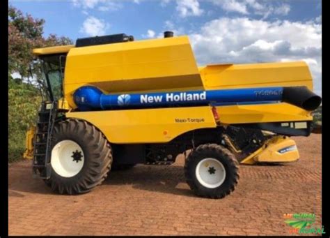 Colheitadeira New Holland tc 5090 em Campo Mourão PR à venda 427185