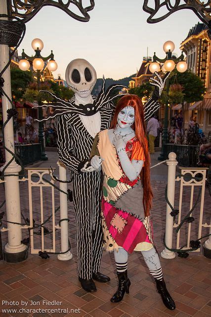 Hkdl Oct 2012 Meeting Jack And Sally Disney Face Characters Jack