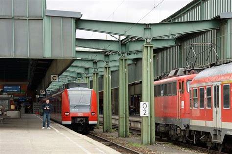 Stuttgart 21 war von beginn an als rückbau der leistungsfähigkeit ausgelegt worden, was aber über viele jahre systematisch verschleiert worden war. Stuttgart 21 Project - Railway Technology