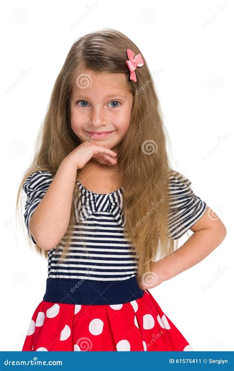 Прелестная маленькая девочка думает Стоковое Изображение изображение насчитывающей немного