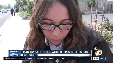 Man Trying To Lure Women Girls Into Car Youtube
