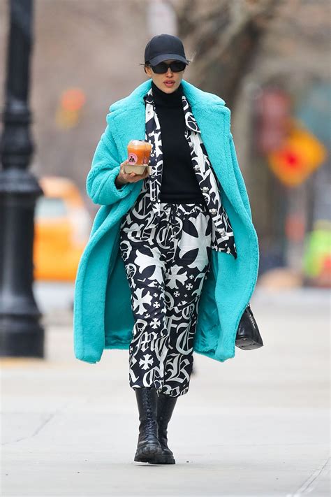 Irina shayk's connection to kanye west. Irina Shayk Spotted carrying her beverages after visiting ...