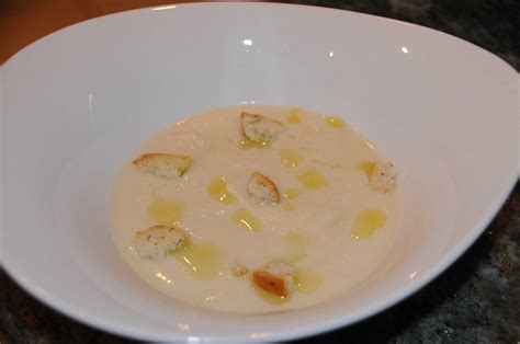 Crème de chou - fleur lait de coco et coriandre recette avec ou sans