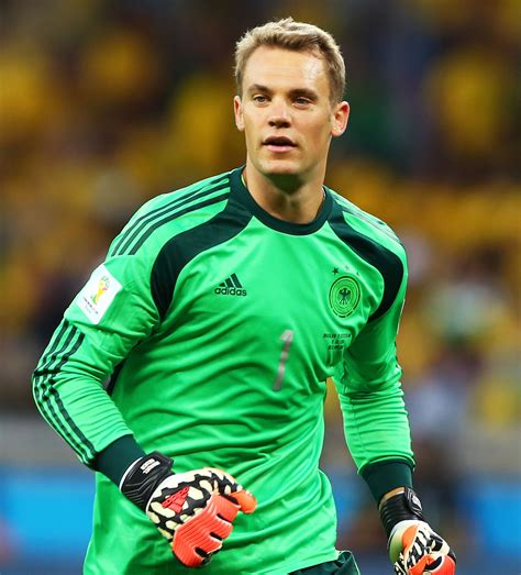 The 5 Hottest World Cup Goalkeepers Gq Goal