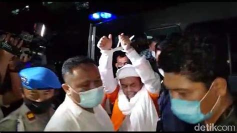 Kompas.com/sonya teresa rizieq shihab tiba jangan hanya satu orang (yang dipenjara), ujar dia. Habib Rizieq: Siapapun Yang Berdakwah di Jalan Allah ...