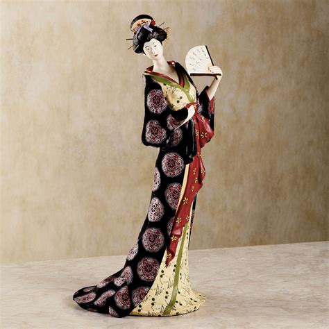Aiko Geisha Girl Table Sculpture