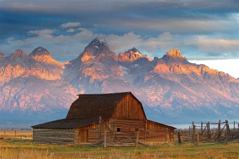 10 Best Places To Visit In Wyoming With Photos And Map Touropia