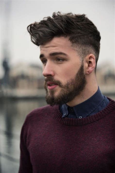 Obviously not all men can just own their noses or maybe to make it in hollywood some of them had to go under the knife. Best Hairstyle For Long Face And Big Nose | Beard styles ...