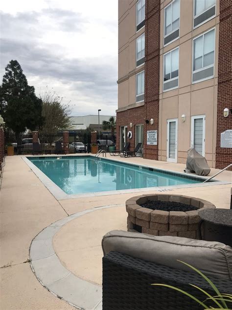 Hilton Garden Inn Albany Pool Pictures And Reviews Tripadvisor