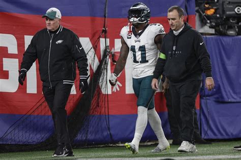 Nfl Injury Tracker Wild Card Weekend Eagles Wr Aj Brown Reportedly