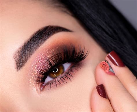 fall burgundy eyeshadow | Burgundy eye makeup, Burgundy makeup