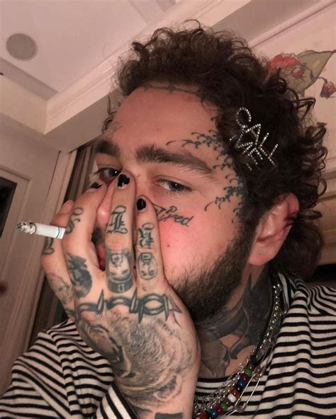 Post Malone Posted A Selfie In Which He’s Wearing The Year’s Hottest Hair Accessory Barrettes