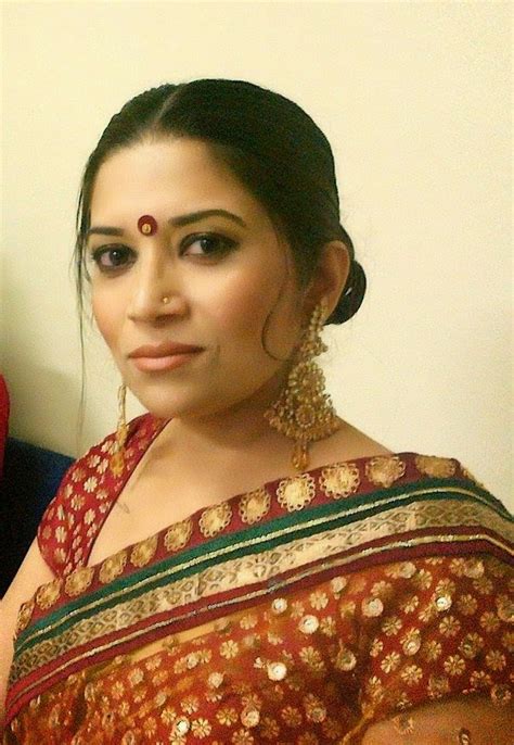 Hot Gallery Bangladeshi Dhaka Latest Housewife Aunties Picture With Beautiful Saree