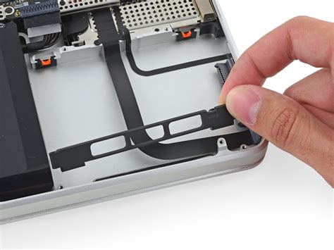 Macbook Pro 17 Unibody Hard Drive Bracket Replacement Ifixit Repair