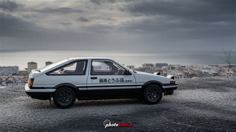 Looking for a clean well build unabused chassis? Toys for Boys : Toyota Corolla AE86 Initial D - Autoart on ...