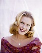 Remembering Beloved 'Bewitched' Star Elizabeth Montgomery Who Died from ...