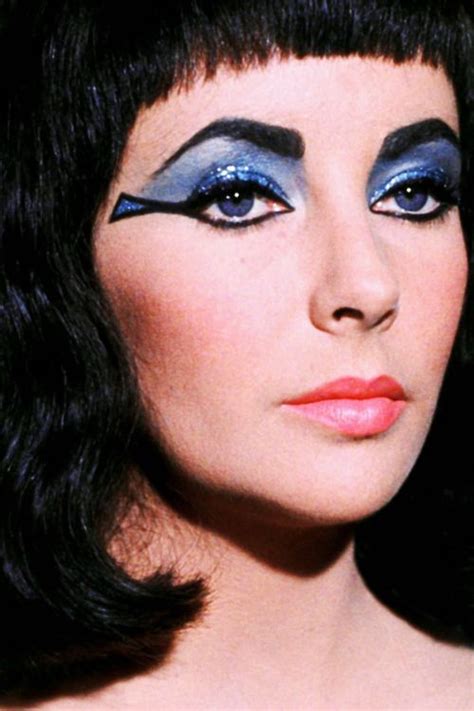 Belle Proposition Vintagegal Elizabeth Taylor In Cleopatra 1963 Hollywood Icons Old