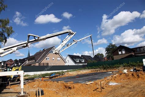 Mechanical Arm For Pouring Concrete — Stock Photo © Farina6000 13185482