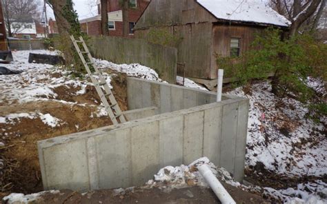 Poured Concrete Retaining Wall Cincinnati Ohio Hughes Construction