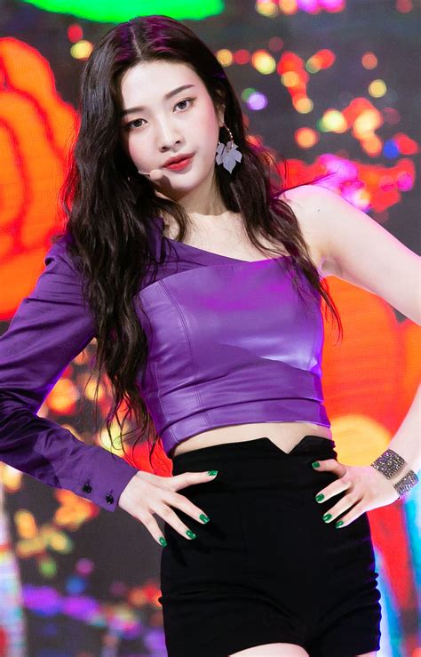 joy red velvet 조이 레드벨벳 looks seulgi beleza asiática