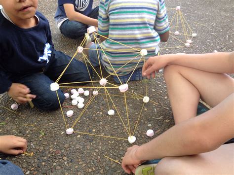 Marshmallow And Spaghetti Towers Who Can Make Them Stand The Tallest